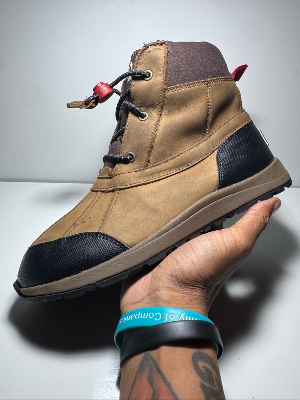 UGG TURLOCK WATERPROOF SNOW BOOTS WALNUT BROWN LEATHER KIDS SIZE 6